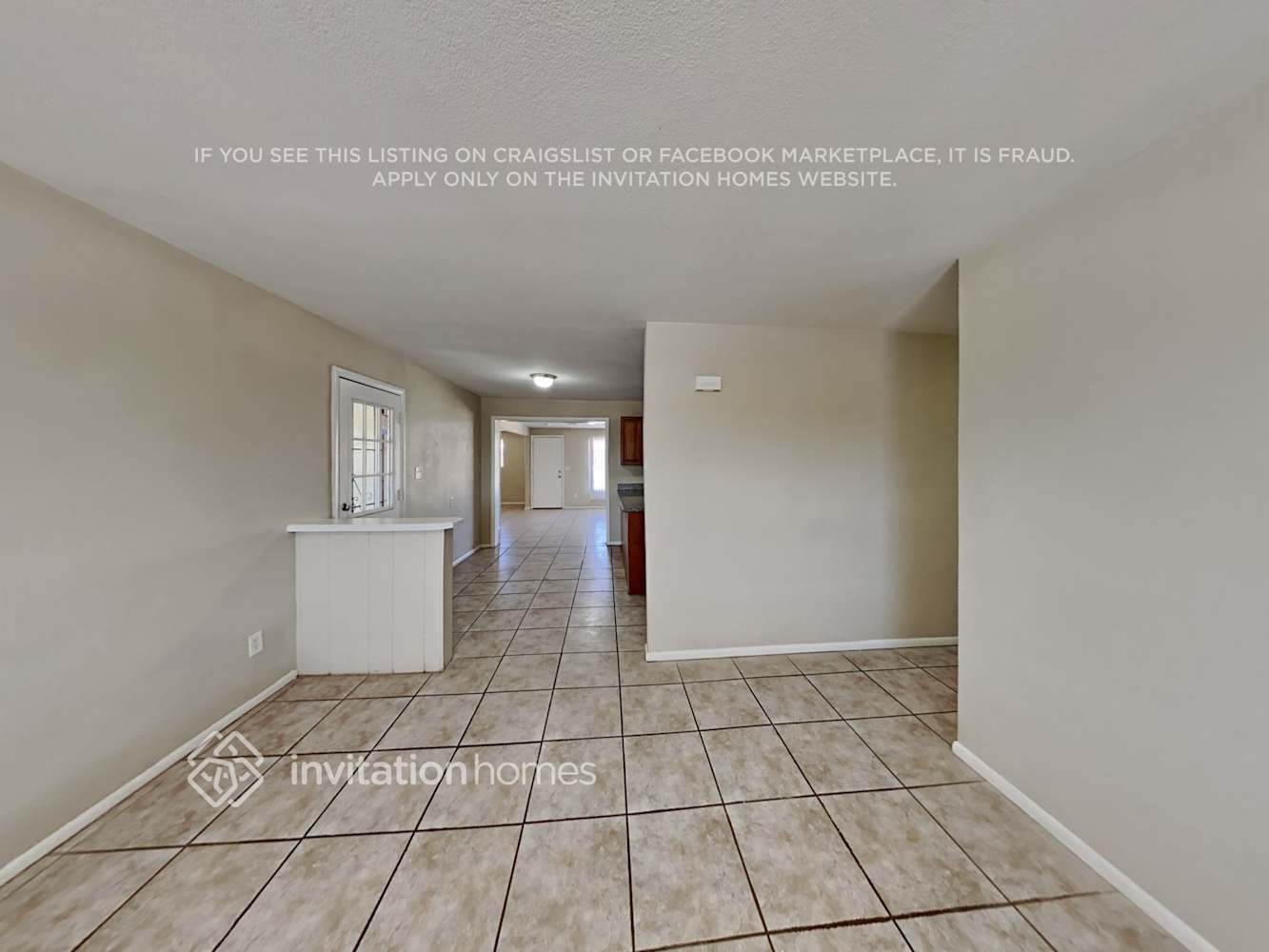 Building Photo - 1314 E Mercer Ln