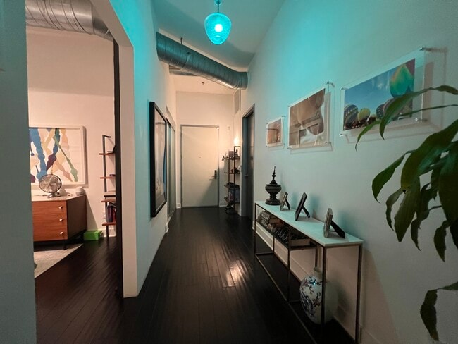 Building Photo - 13320 Beach Ave