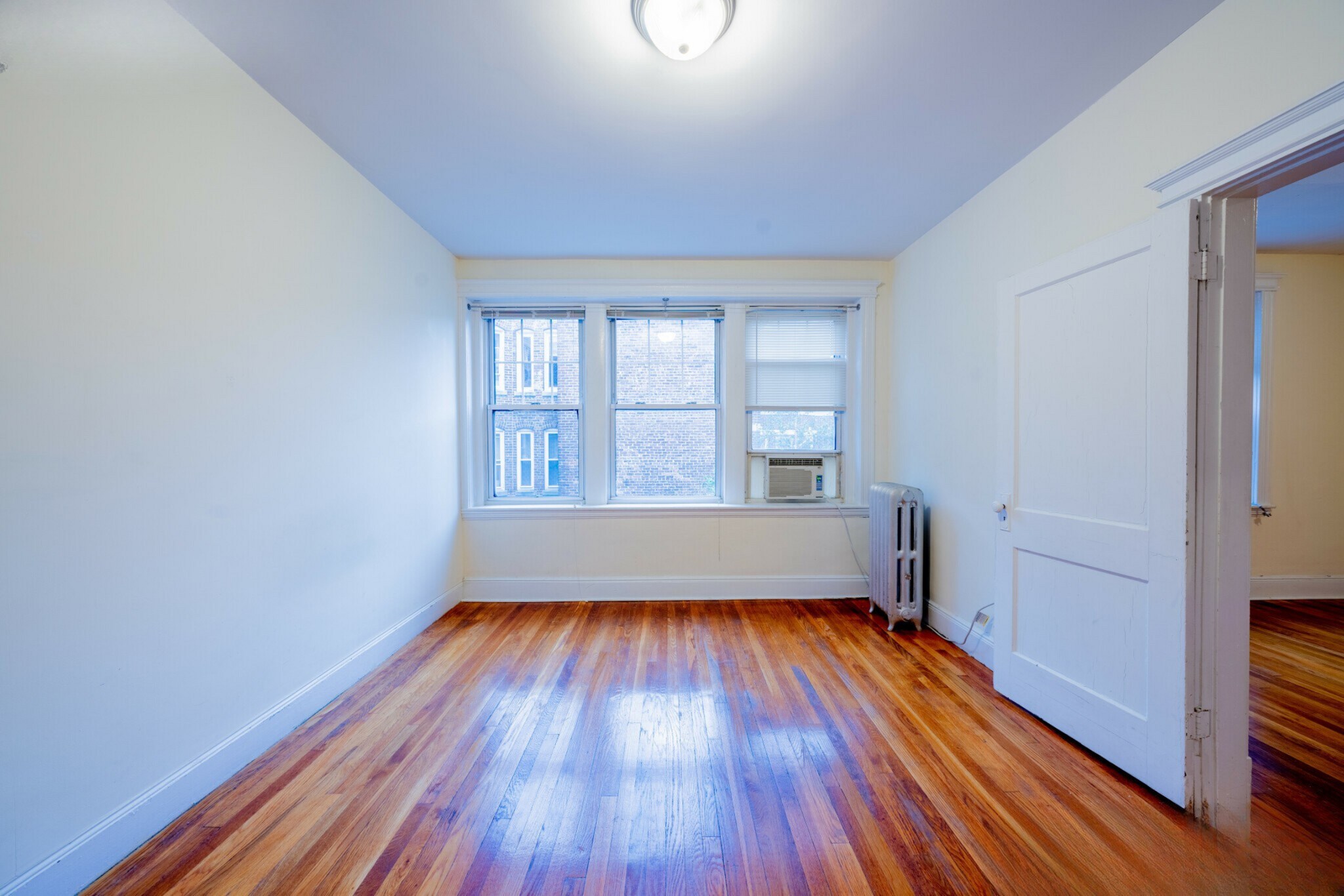 Building Photo - 333 Harvard St