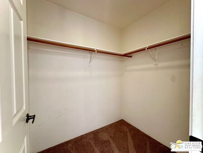 Building Photo - 51220 Avenida Velasco