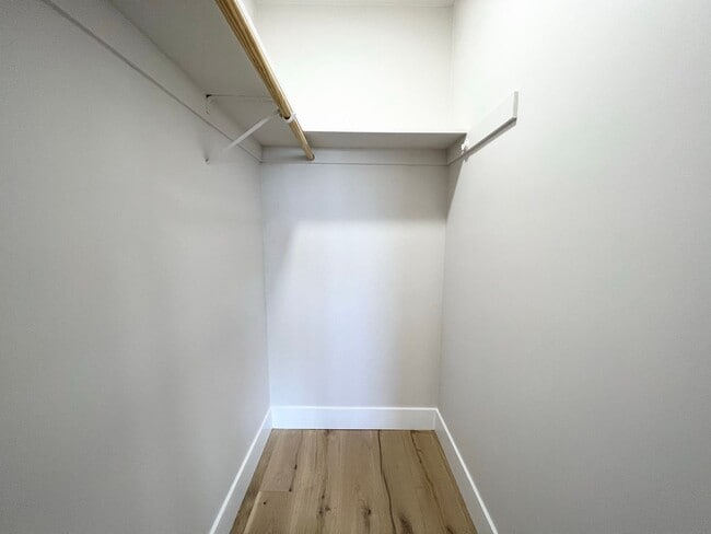 Building Photo - Beautifully Remodeled Condo with OCEAN VIE...