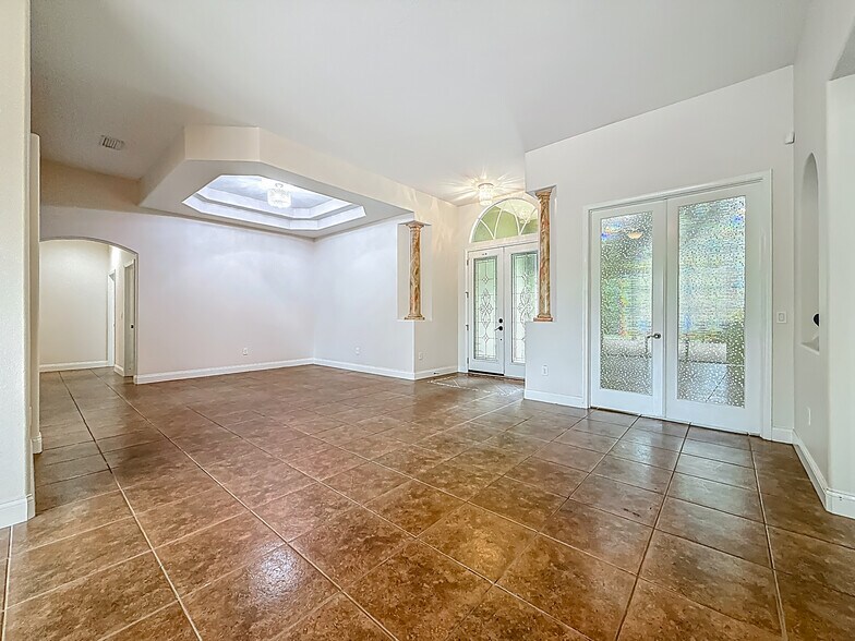 Building Photo - 20626 Longleaf Pine Ave