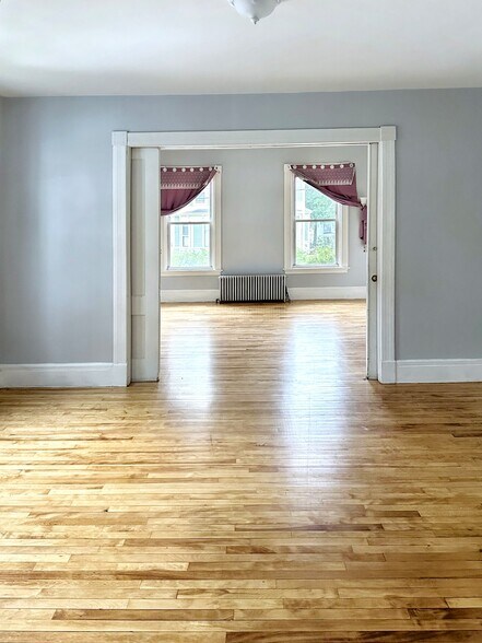 Building Photo - 115 Highland Ave