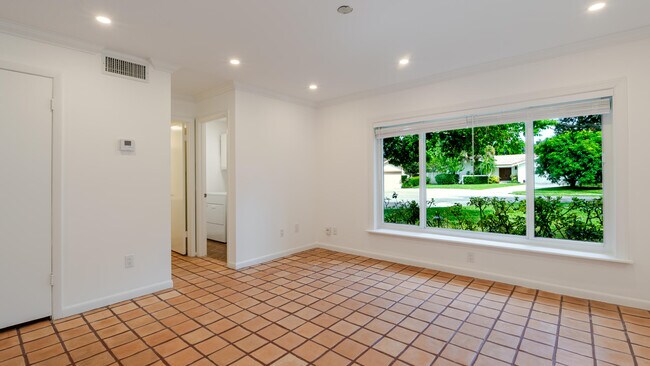 Building Photo - 3069 NW 27th Terrace