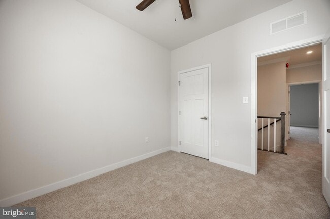 Building Photo - 430 Paperbark Sq