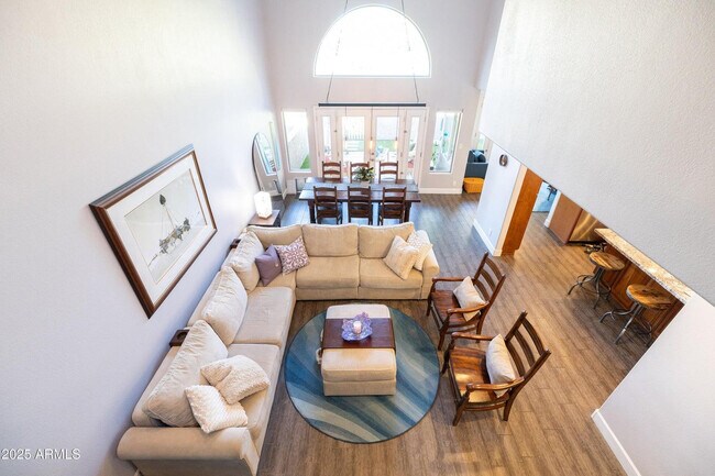 Building Photo - 5442 S Hurricane Ct