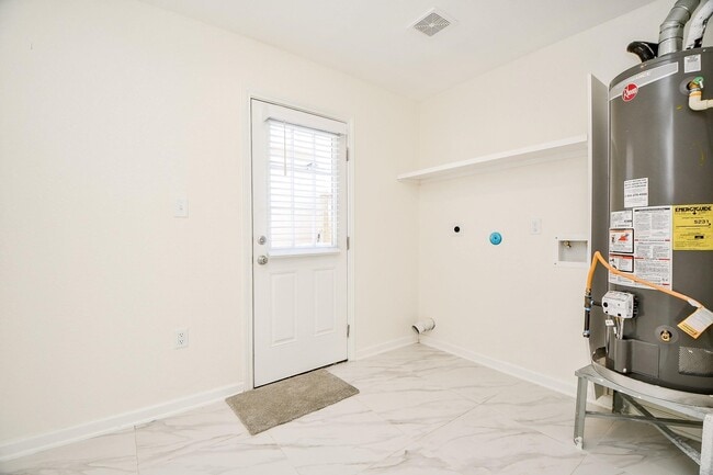 Building Photo - 10402 Kirkhall Dr