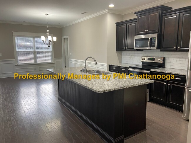 Building Photo - Gorgeous Home in Ooltewah