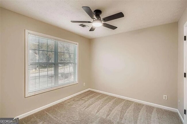 Building Photo - 1570 Twin Bridge Ln