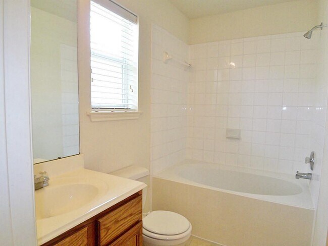 Building Photo - 7335 Kransburg Ranch Dr