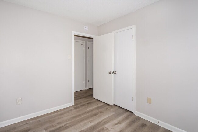 Building Photo - 2106 Charles Bryan Rd