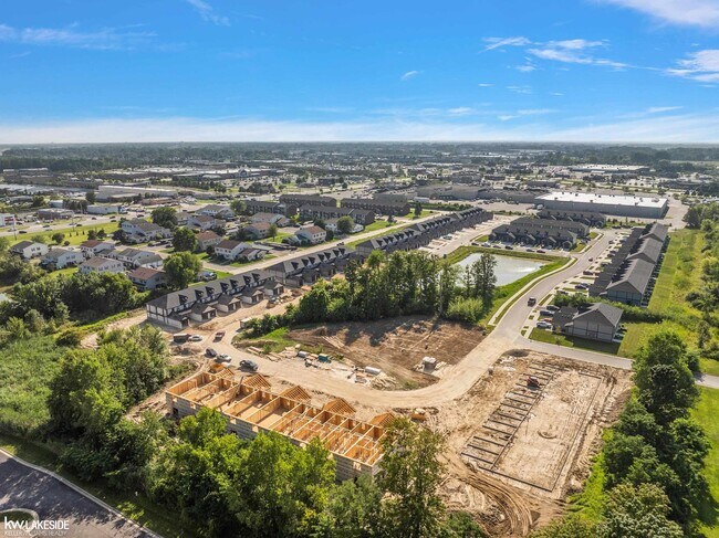 Building Photo - 51410 Tides Dr