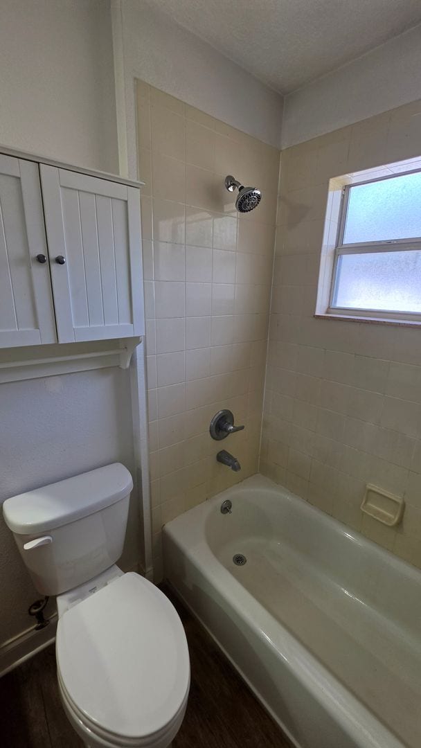 Building Photo - 3 Bed, 2 Bath, 2 Car garage in The Groves at Baytree Community