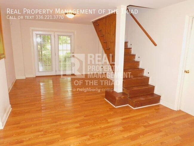 Building Photo - 1104 Madison Ave