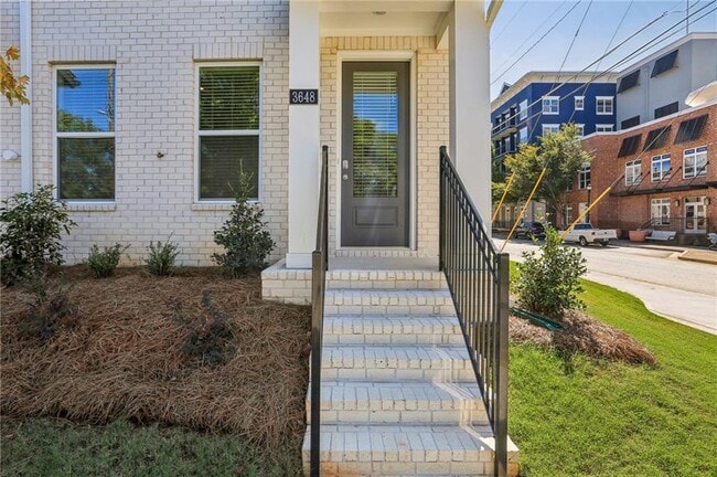 Building Photo - 3648 S Fulton Ave