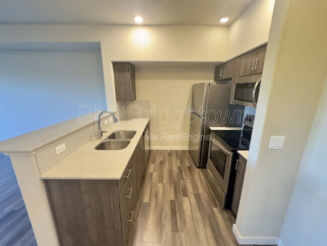 Building Photo - 16401 NW Chadwick Way