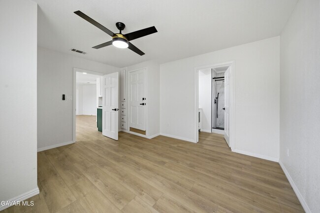 Building Photo - 2059 Shasta St