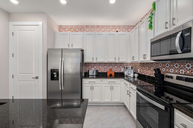 Building Photo - 7458 Gathering Dr