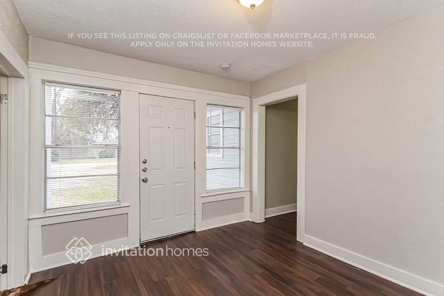 Building Photo - 401 Marshall St