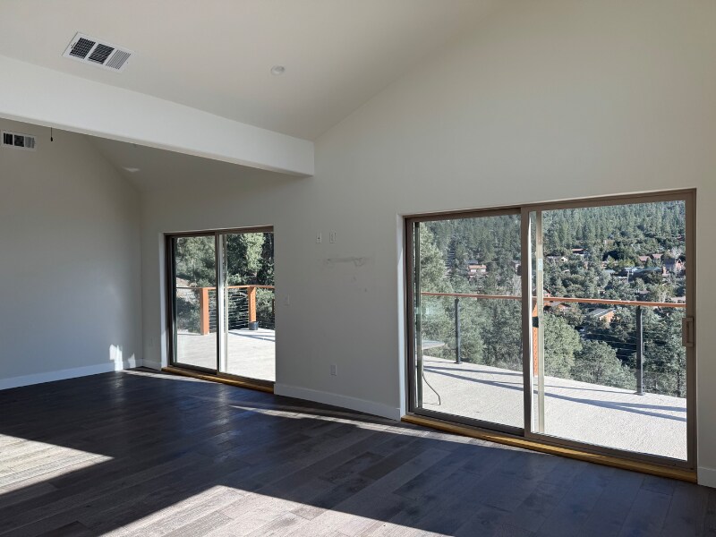 Building Photo - 15428 Shasta Way
