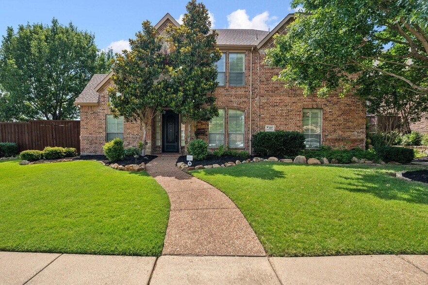 Primary Photo - 4407 Lindenwood Dr