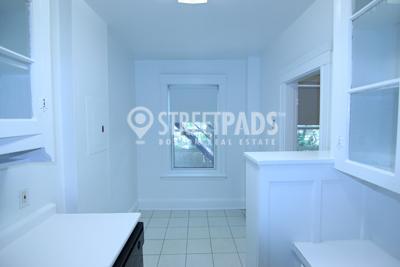 Building Photo - 1 bedroom in Cambridge MA 02138