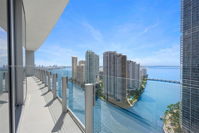 Building Photo - 300 Biscayne Blvd Way