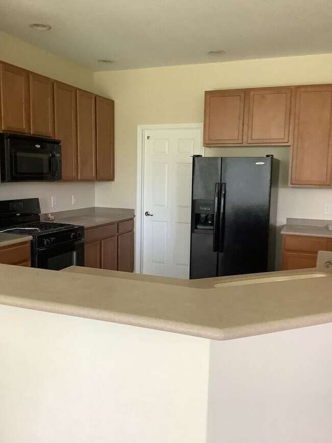 Building Photo - $200 off 1st mo rent! NEWBURY PARK -9157 Leeland Archer Blvd. Orlando, FL 32836