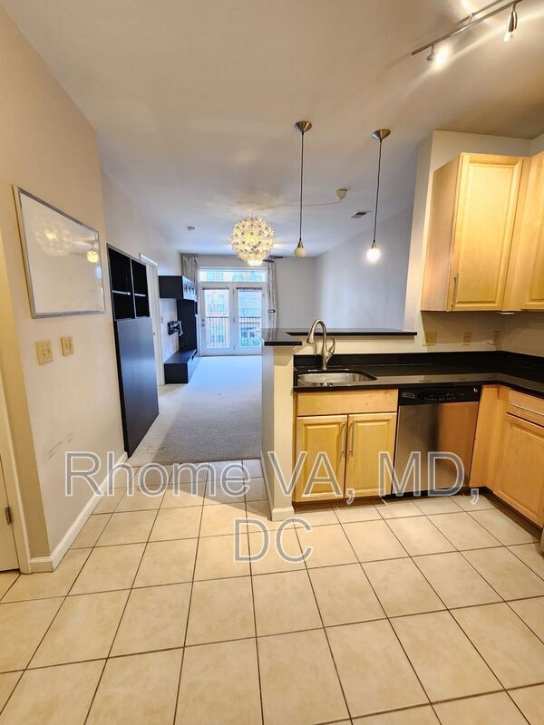 Building Photo - 1201 East-West Hwy