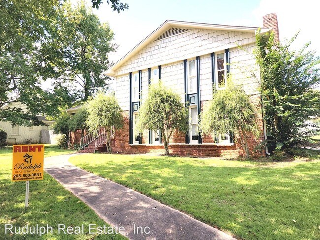Primary Photo - 4 br, 2.5 bath House - 1856 Catala Rd.