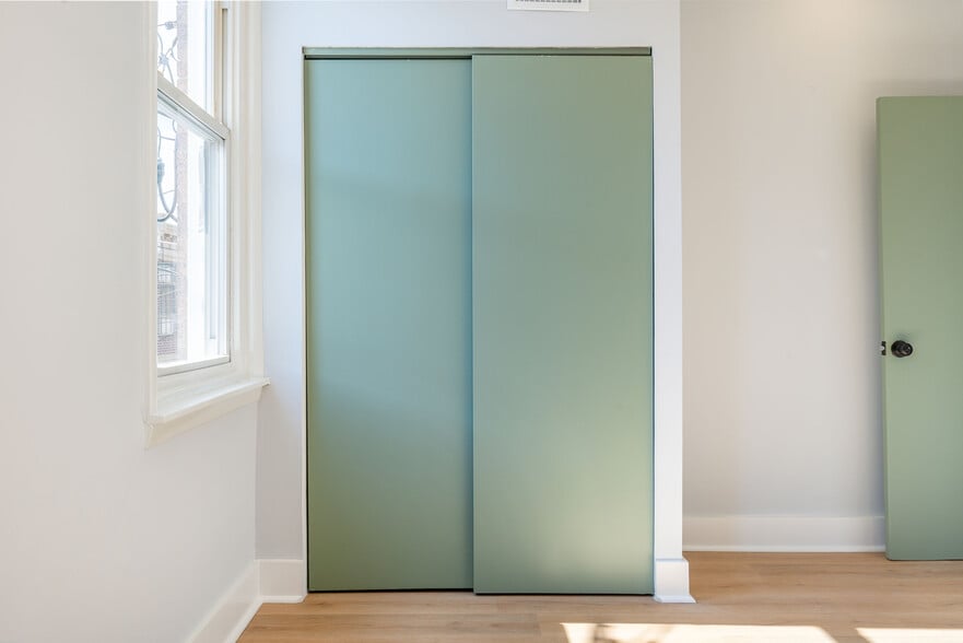 Building Photo - 3120 Tilton St