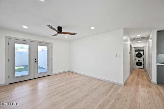 Building Photo - 4103 E Moreland St