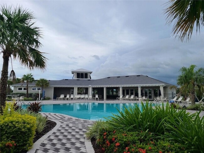 Building Photo - 10209 Kalamazoo Pl