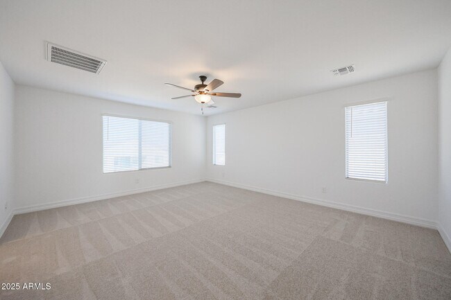 Building Photo - 14768 W Cottontail Ln