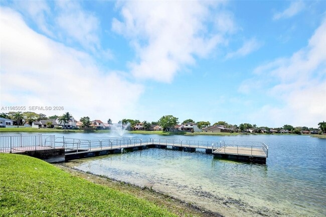 Building Photo - 17321 NW 63rd Ave