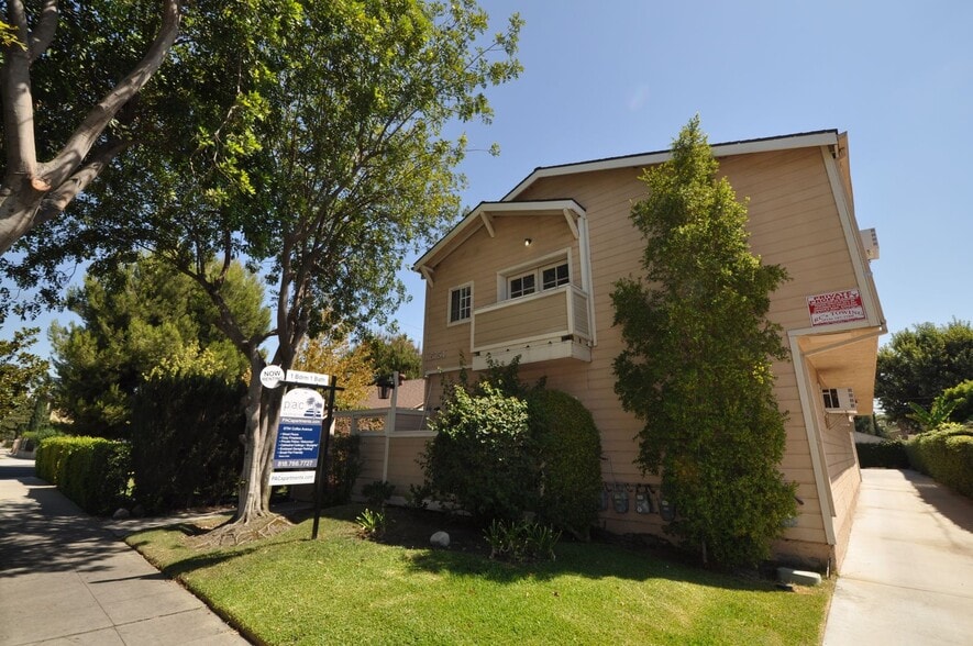 Primary Photo - 5754 Colfax Ave