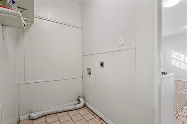 Building Photo - 1310 W Morton St