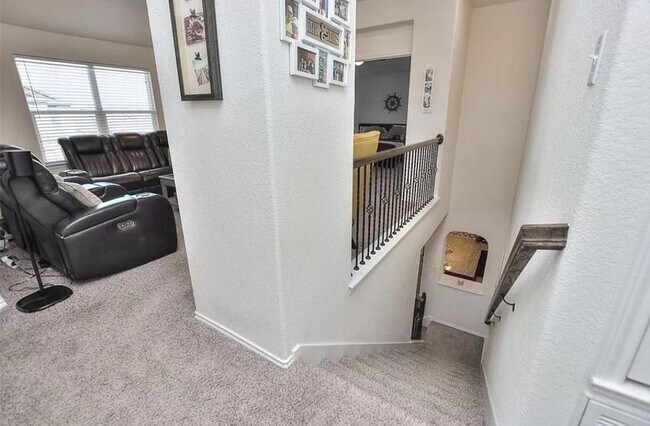 Building Photo - 2950 E Old Settlers Blvd