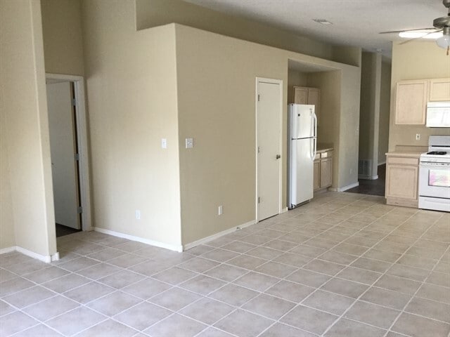 Building Photo - 10743 Stone Hollow Pl NW