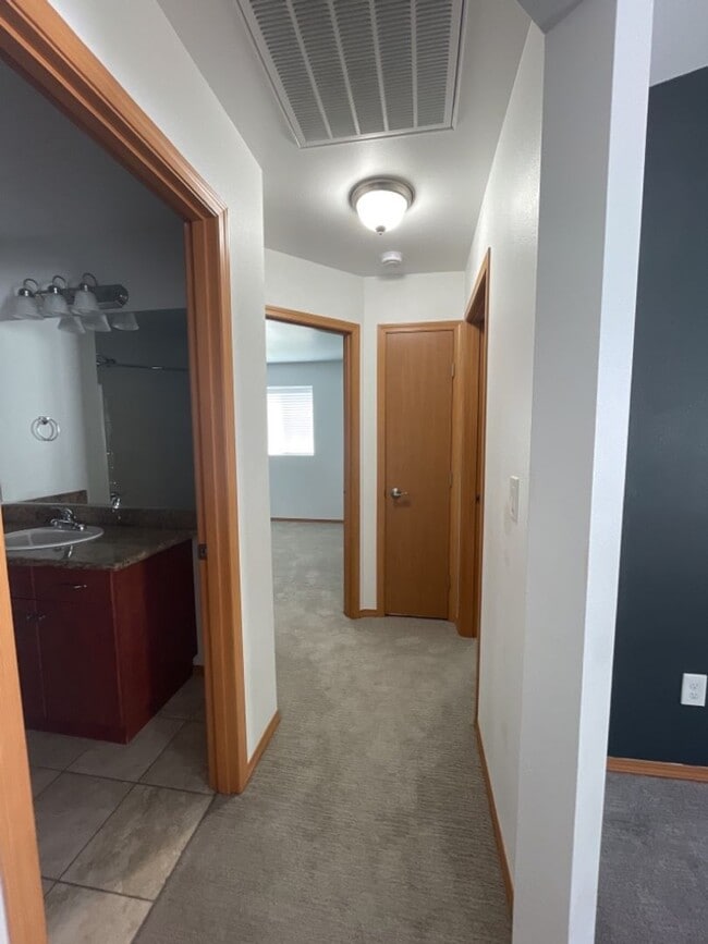 Building Photo - 1586 Meriwether Ave