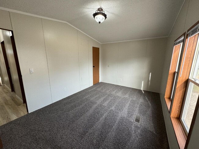 Building Photo - 5119 US-83