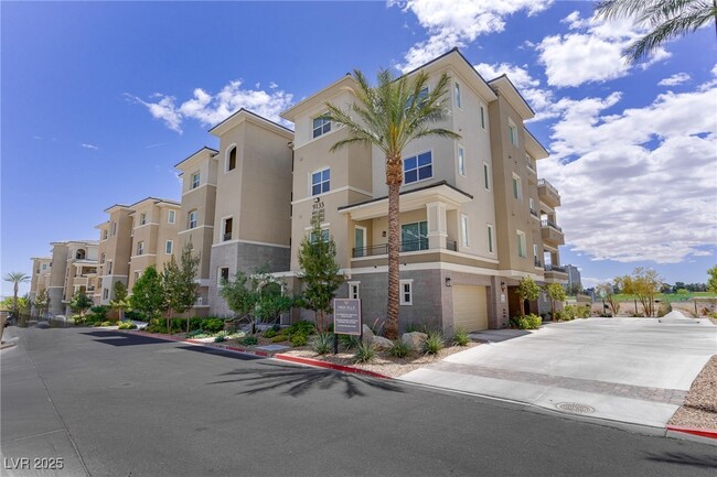 Primary Photo - 9133 Las Manaitas Ave