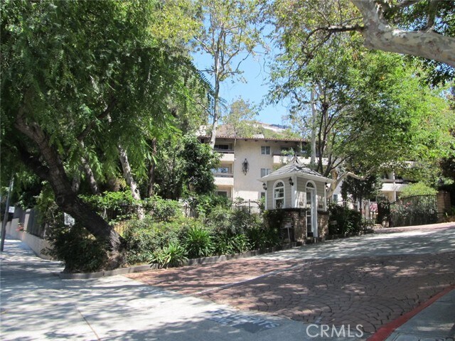 Building Photo - 2700 Cahuenga Blvd