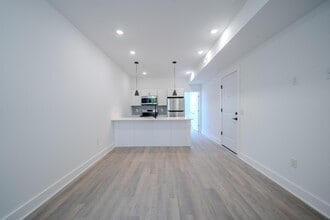 Building Photo - 1710 N 24th St