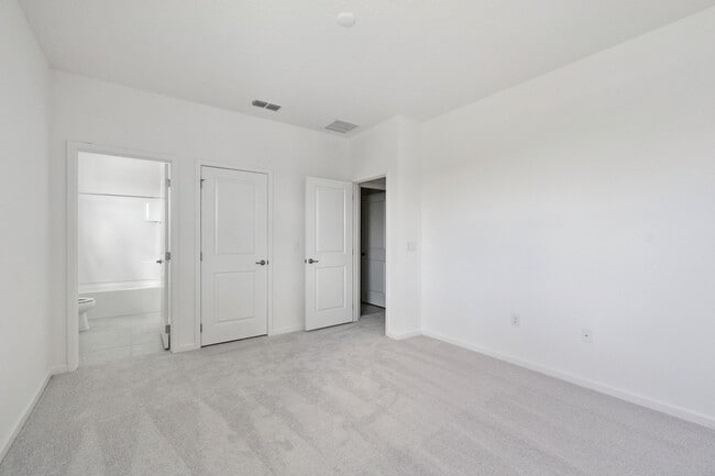 Building Photo - 4483 Monado Dr