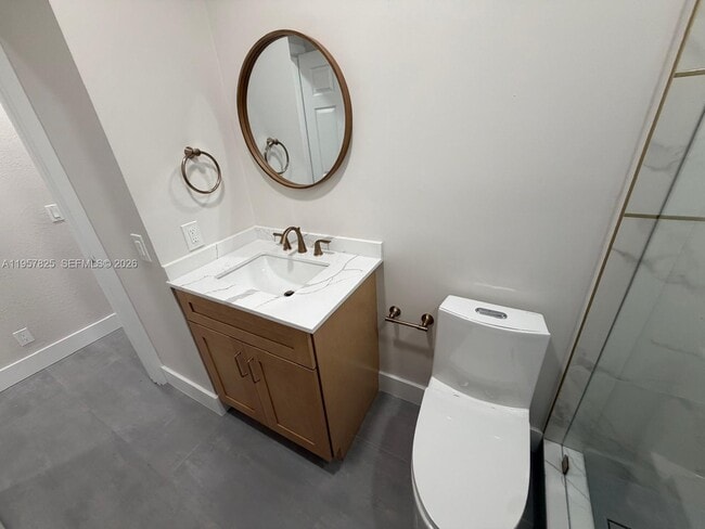 Building Photo - 755 Falling Water Rd