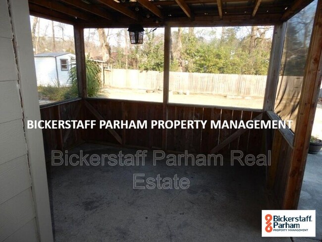 Building Photo - 5342 Brookview Dr