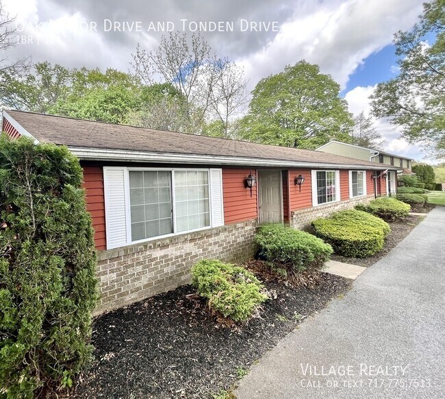 Building Photo - 204 Oak Manor Dr