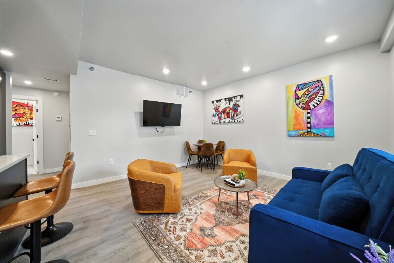 Building Photo - 1302 Porter St