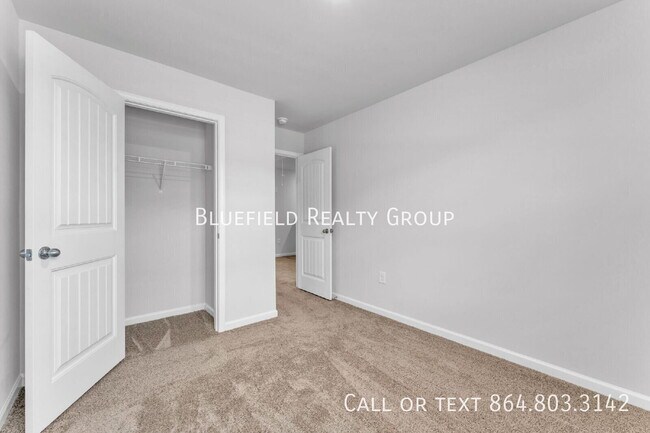 Building Photo - 503 Heswall Ct